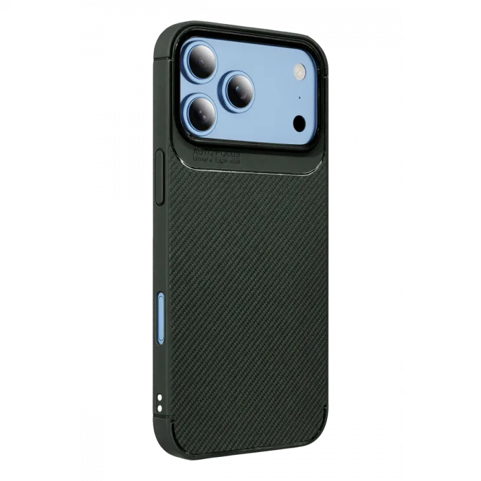 iPhone 18 Pro Max Auto Focus Karbon Kapak - Yeşil