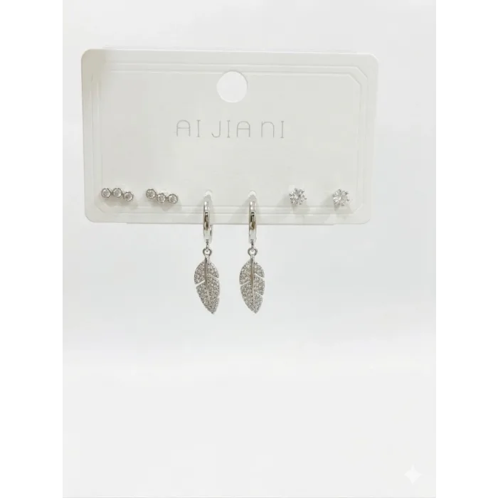 Sallantılı Yaprak Detaylı Altılı Küpe - Kp00575