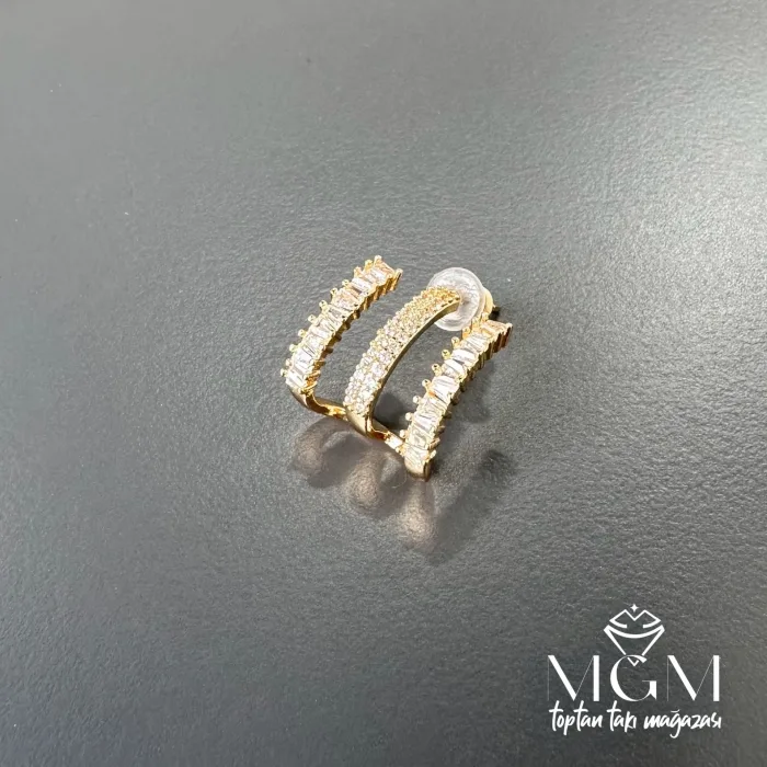 Zirkon Taşlı Pirinç Küpeler - Kp00122
