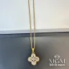 Çelik Zirkon Taşlı Yonca Kolye - Kl0112