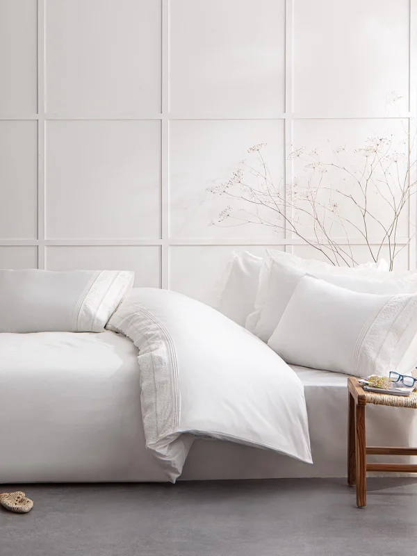 EcoCotton Liva Çift Kişilik Nevresim Takımı %100 Organik Pamuk Saten Brodeli-Krem