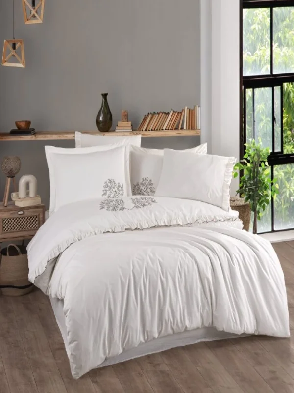 Zebra Casa Troya Naturel Nakışlı Çift Kişilik Nevresim Takımı-Krem