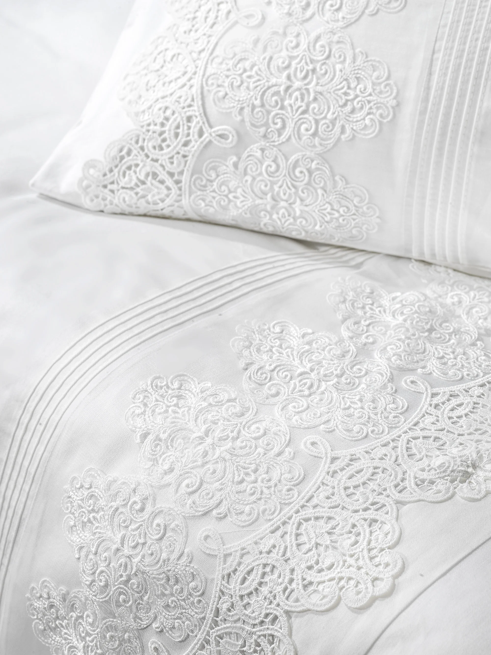 Zebra Casa Angelıca 6 Parça Çift Kişilik Dantelli Nevresim Takımı-Krem