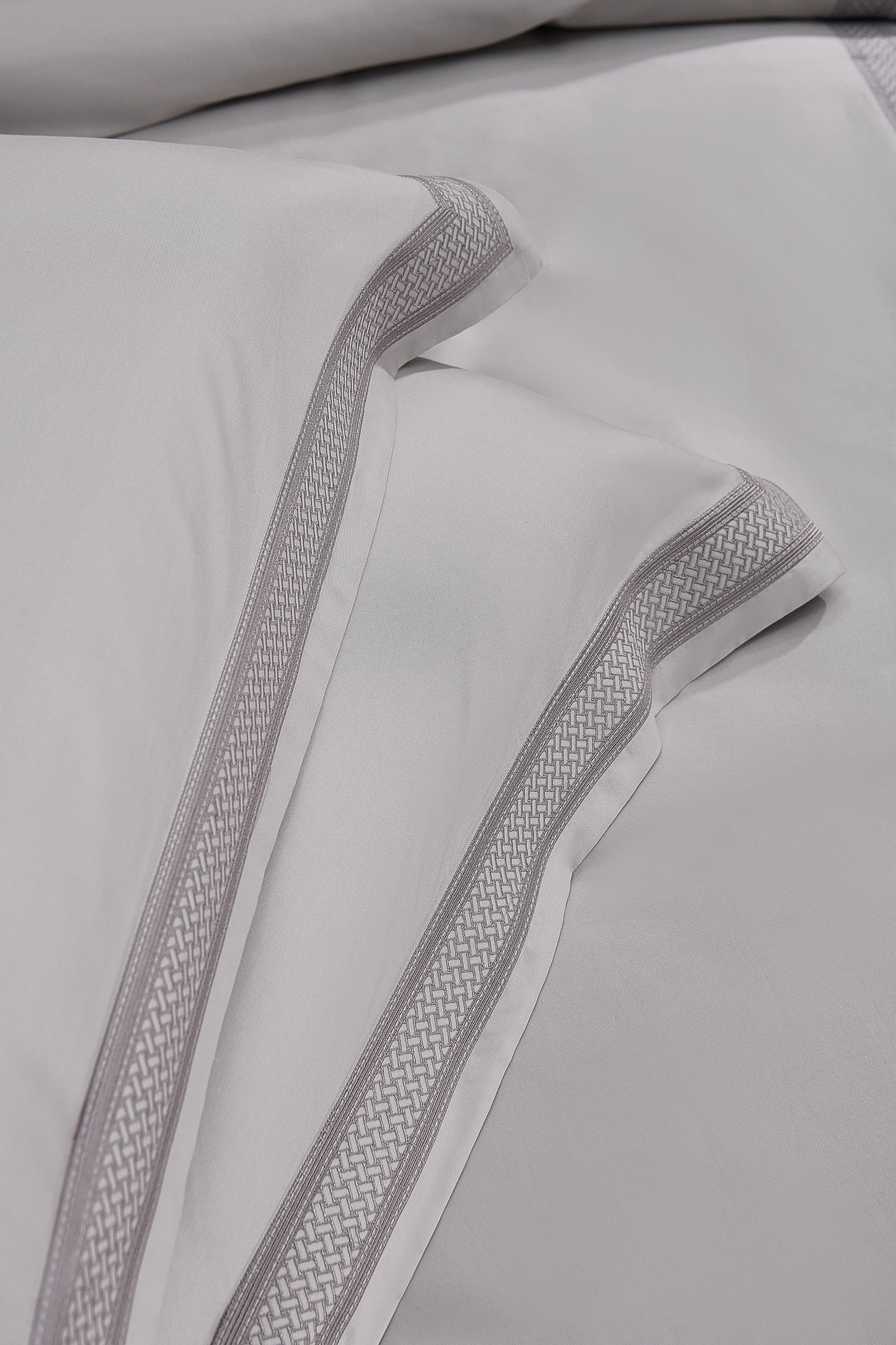 Zebra Casa Hılda 7 Parça Çift Kişilik Luxury Dantelli Nevresim Takımı-Grı 400Tc