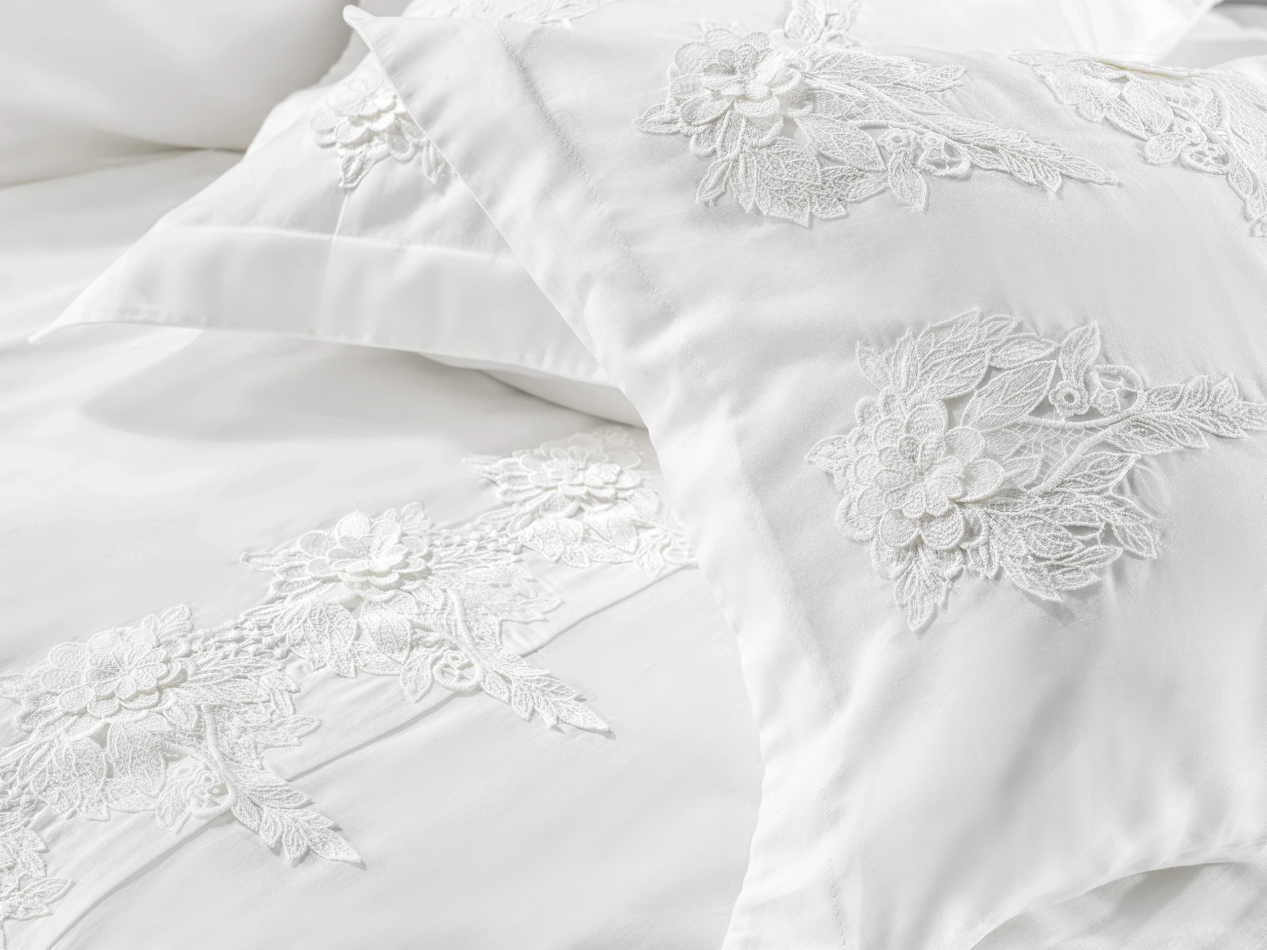 Zebra Casa Laıra 6 Parça Çift Kişilik Dantelli Nevresim Takımı-Krem