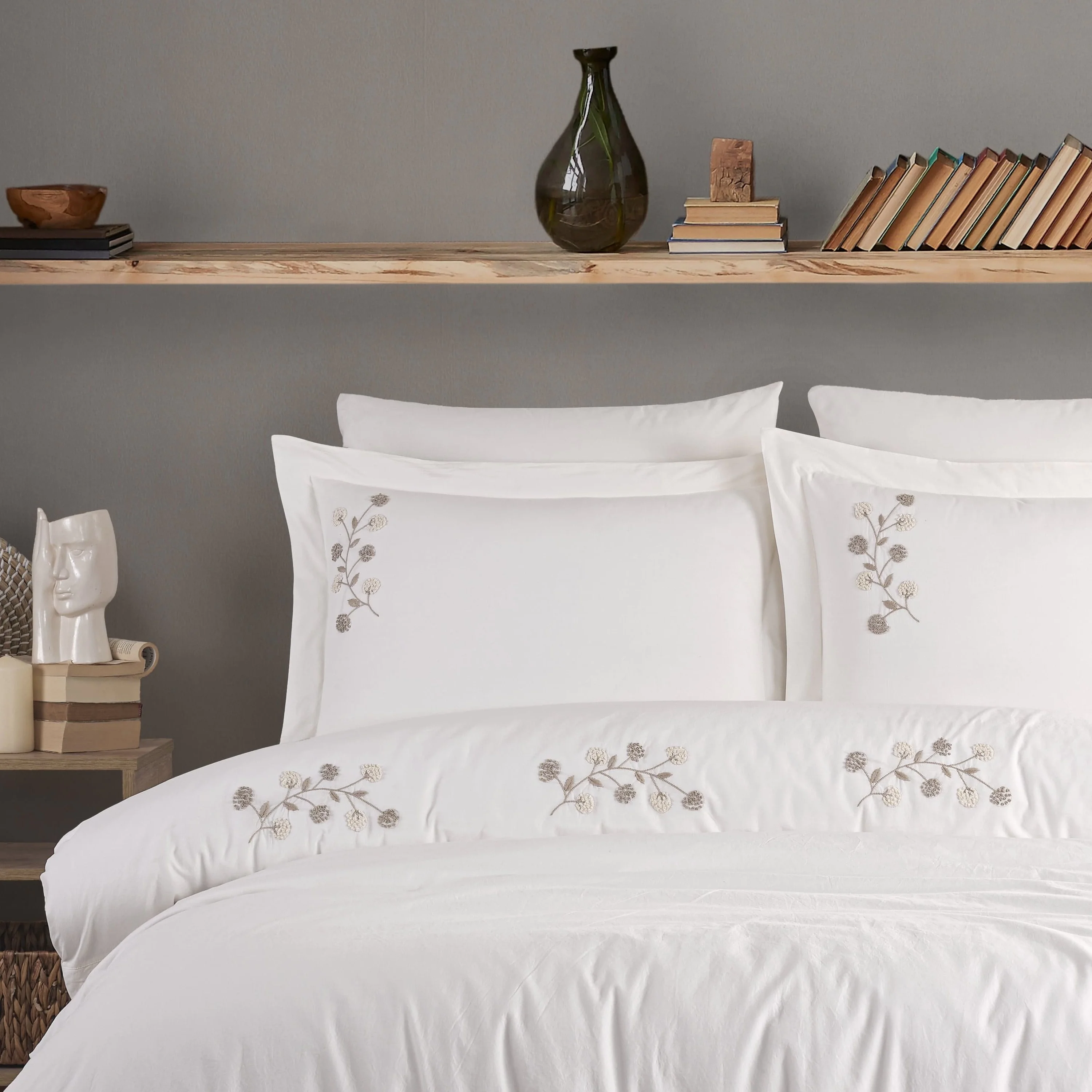 Zebra Casa Myra Naturel Nakışlı Çift Kişilik Nevresim Takımı-Krem