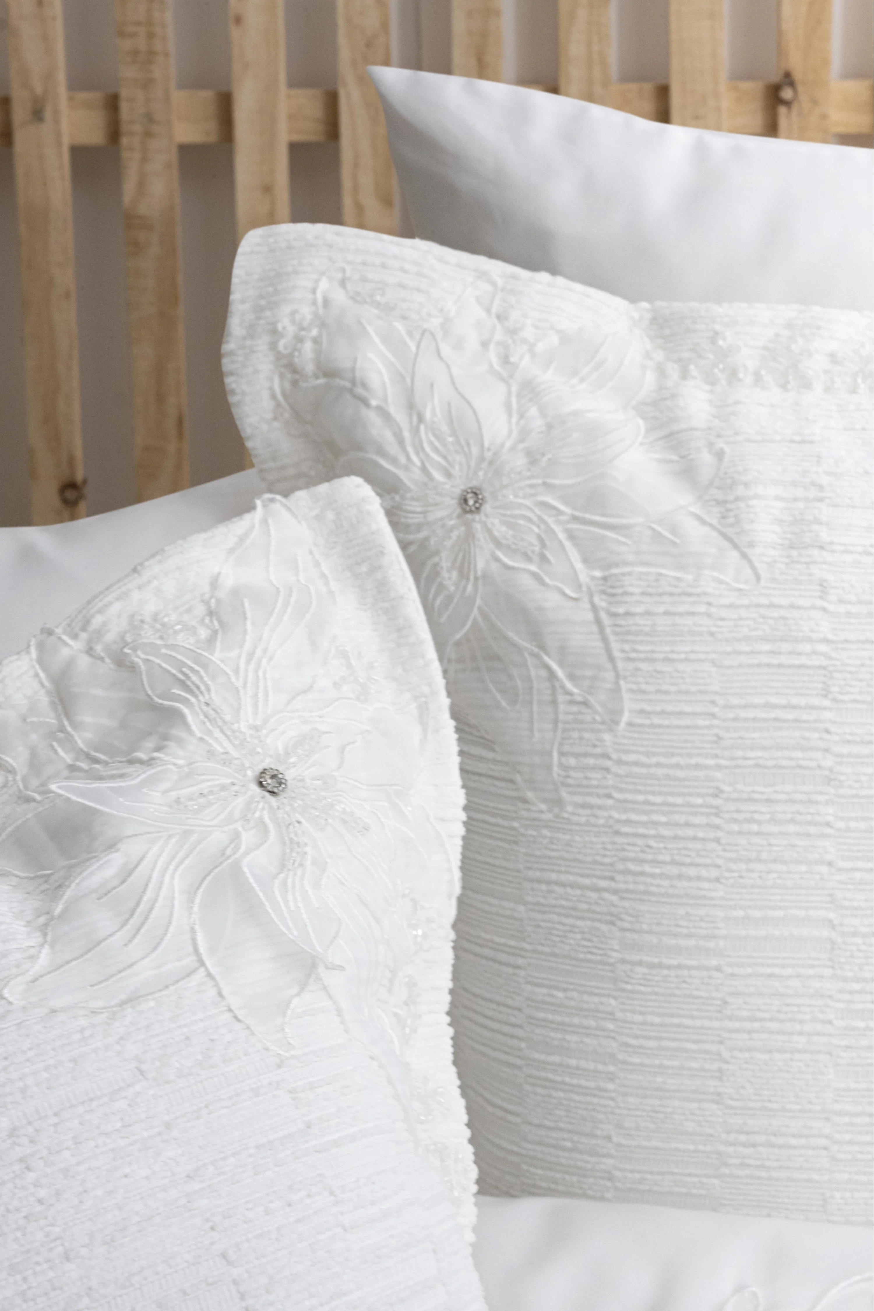 Zebra Casa Rosalinda 7 Parça Nevresimli Pike Takımı-Krem