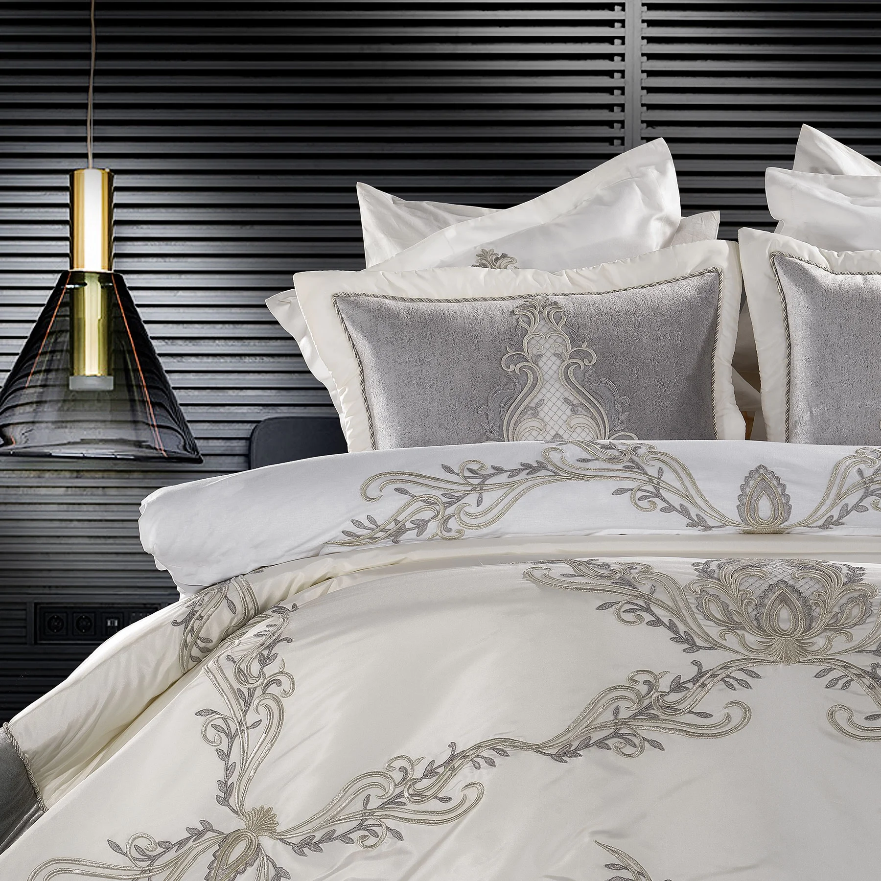 Zebra Casa Tiara 4 Parça Yatak Örtüsü-Krem/Gri