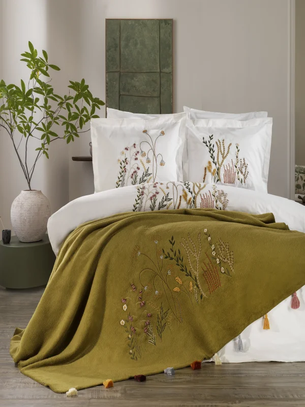 Zebra Casa Lenora 7 Parça El İşi Nakışlı Battaniye Seti-Yeşil