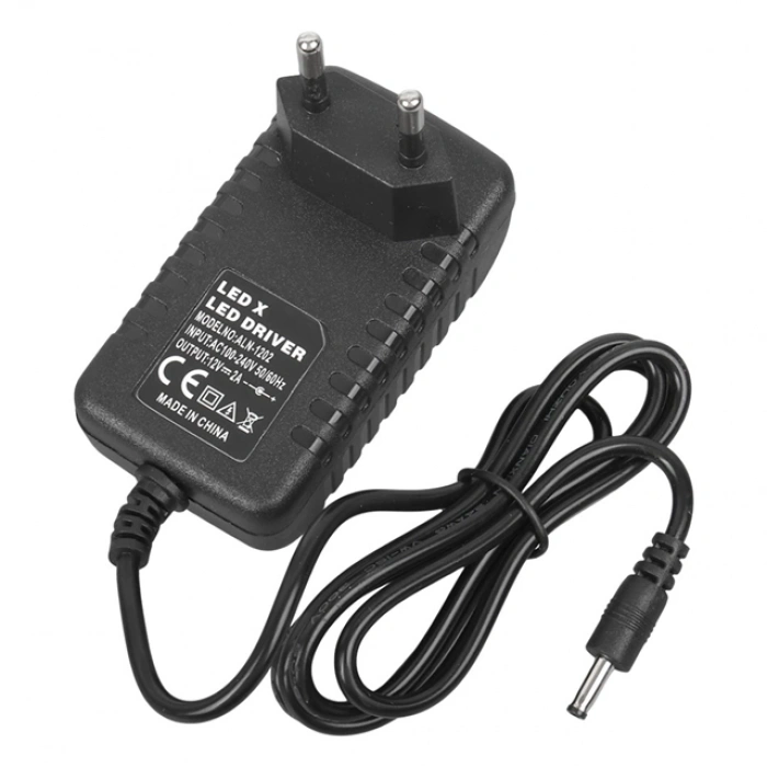 Powermaster PM-1803 12 Volt - 2 Amper 3.5*1.35 Mm Uç Tablet Pc Adaptörü