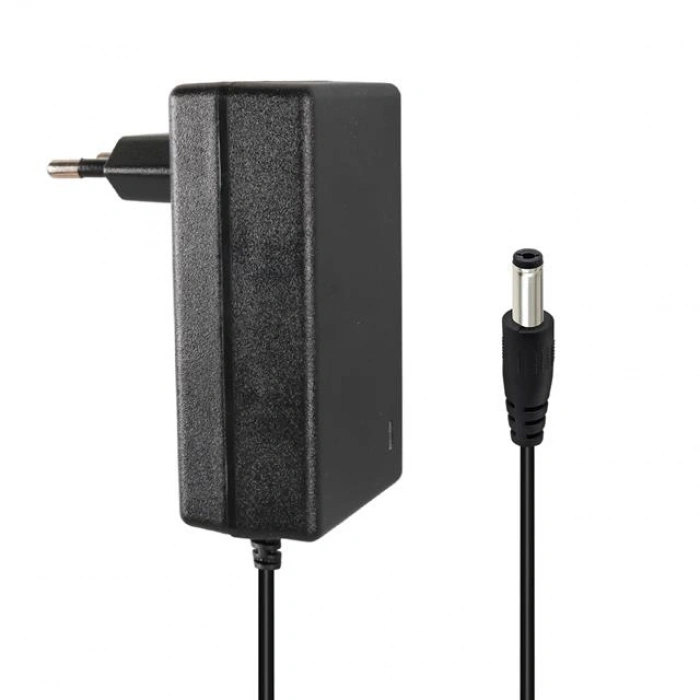 Weko 8.4 Volt - 2 Amper 5.5x2.5mm Uçlu Priz Tip Kırmızı Yeşil Ledli Yerli Üretim Akü Şarj Adaptörü
