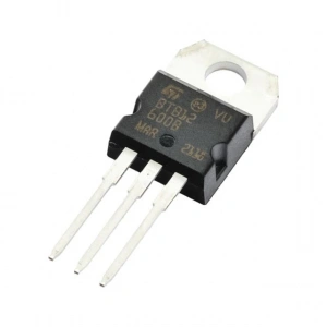 BTB 12-600B TO-220 Triyak