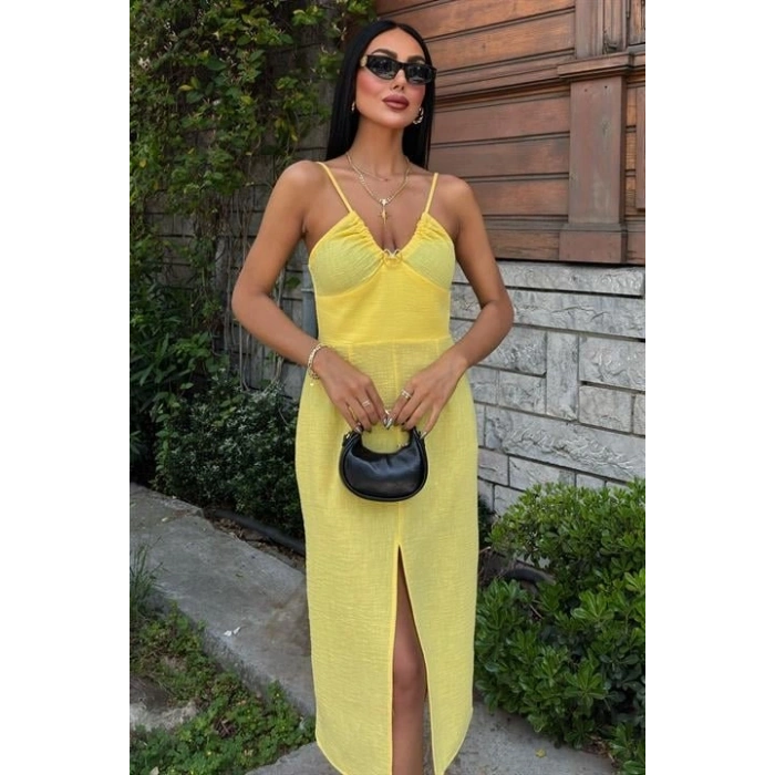 Göğsü Aksesuarlı Önü Yırtmaçlı Elbise 2899