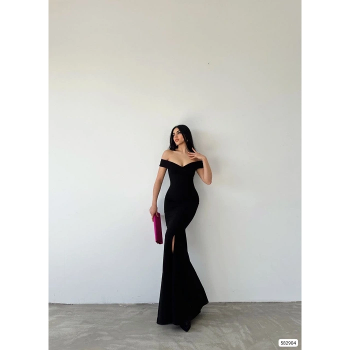 Kadın Dalgıç Kumaş Kayık Yaka Ve Dekolte Detaylı Elbise