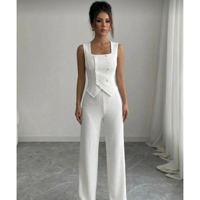 Kadın Düğmeli Bürümcük Kumaş Takım