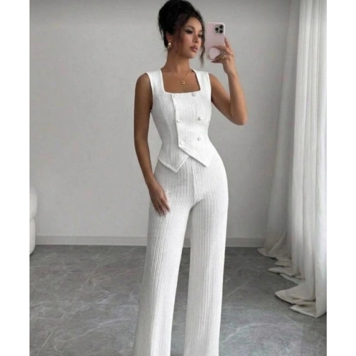 Kadın Düğmeli Bürümcük Kumaş Takım