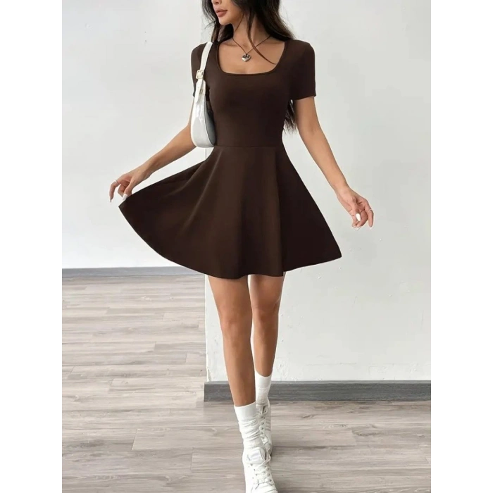 Kadın Kısa Kollu Kare Yaka Short Detaylı Cepli Dalgıç Elbise