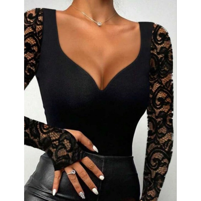 Kadın Uzun Kollu Dantelli Dekolte Detaylı Dalgıç Bluz