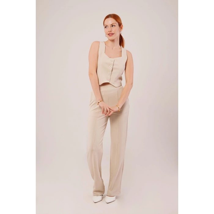 Kalın Askılı Düğmeli Yelek Ve Pantolon Bej Takım