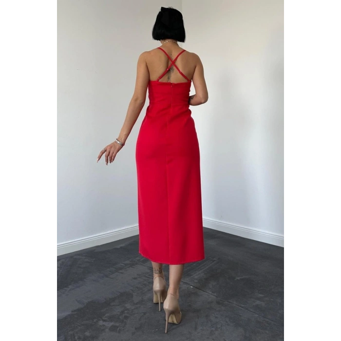 Kırmızı Sırt Dekolteli Elbise