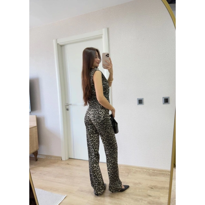 Leopar Desenli Düğmeli Bluzlu Pantolon İkili Takım -Leopar