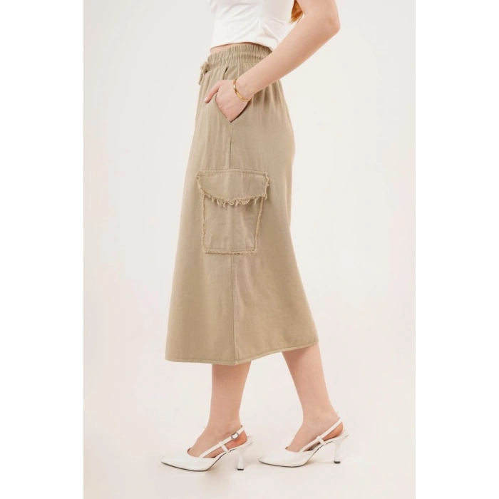 Ön Yırtmaçlı Cep Detaylı Haki Etek