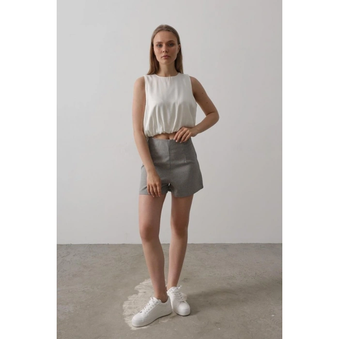 Saten Kolsuz Belki Lastikli Bluz - Ekru