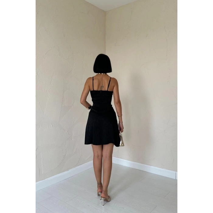 Siyah Jakarlı Asimetrik Elbise