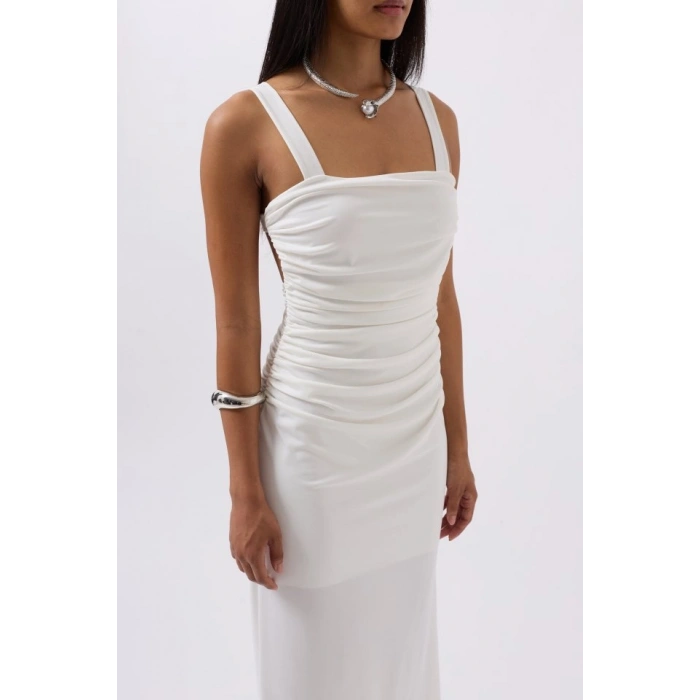 Yırtmaç Detay Sırt Dekolte Elbise