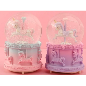 Atlı Karınca Kar Küresi Orta Boy