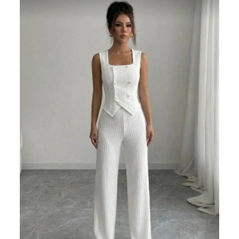 Kadın Düğmeli Bürümcük Kumaş Takım