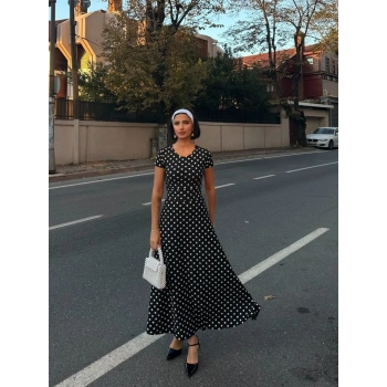 Kadın Kısa Kollu Bisiklet Yaka Puantiyeli Maksi örme Krep Elbise