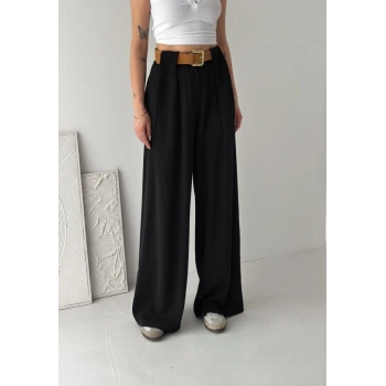 Kadın Pileli Kemerli Pantolon