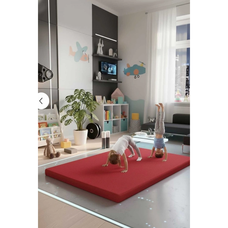 Çocuk Jimnastik Minderi 120x120x5 Cm 600 Denye Sıvı Geçirmez Kumaş Kaydırmmaz Yıkanabilir BÜYÜK BOY Kırmızı