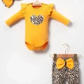 Fiyonklu Leopar Desenli % 100 Pamuk Kız Bebek Takım