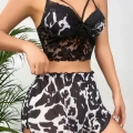 Kadın Siyah Leopar Desenli Dantel Detaylı Şortlu Gecelik Pijama Takımı Şık 2’li Set