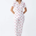 Moda Kadın Beyaz Kırmızı Kalpli Önden Düğmeli Pijama Takımı