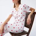 Moda Kadın Beyaz Kırmızı Kalpli Önden Düğmeli Pijama Takımı