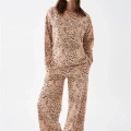 Moda Kadın Oversize Bej Leopar Desenli Pamuklu Kalın Pijama Takımı