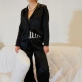 Moda Kadın Siyah Oversize Saten Pijama Takımı – Rahat Kesim Şık Ev Giyim Seti