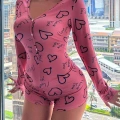 Pamuklu Pembe Siyah Kalp Desenli Düğmeli Uzun Kol Tulum Pijama