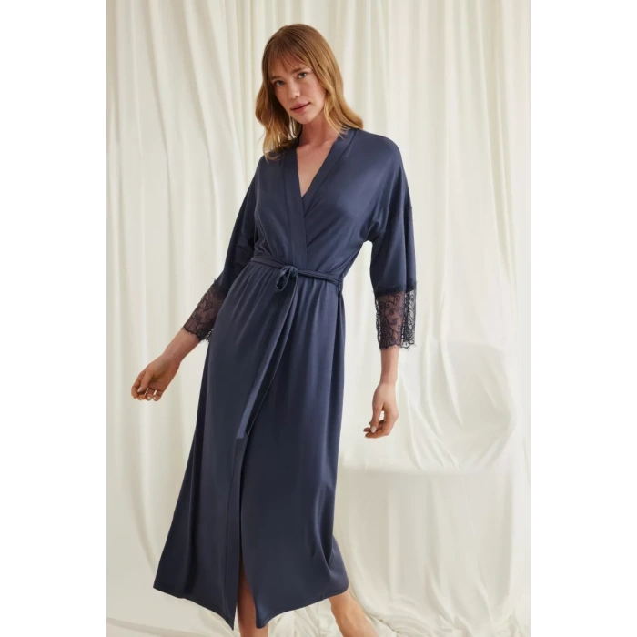 Dantelli Ve Kuşaklı Sabahlık