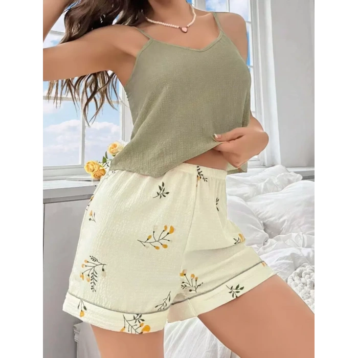 Kadın Ekru Çiçek Baskılı Şortlu Gecelik Pijama Takımı Rahat Şık 2’li Set