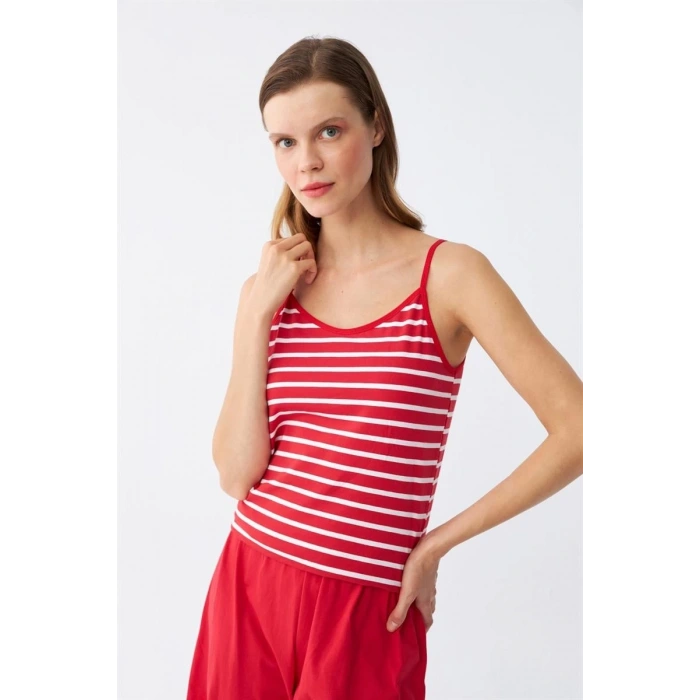 Moda Kadın İp Askılı Pamuk Penye Şortlu Takım Kırmızı