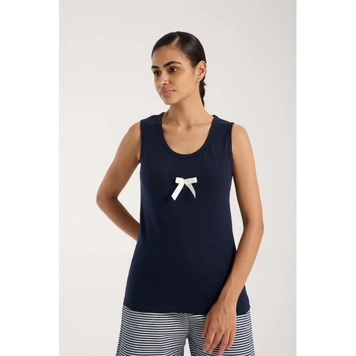 Moda Kadın Lacivert Kurdele Detaylı Çizgili Şortlu Pijama Takımı