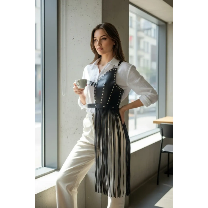 Siyah Etek Deri Zımbalı Asimetrik Püsküllü - Brf1014