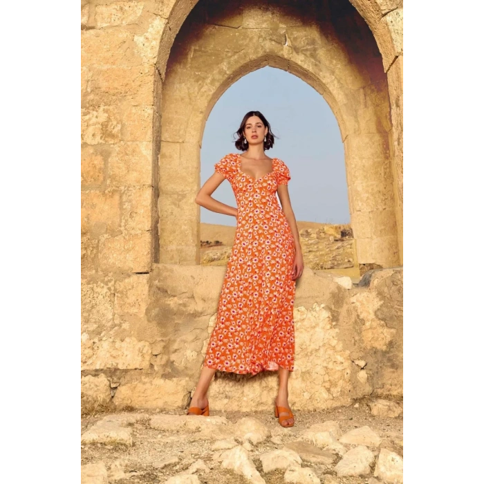 Viskon Çiçek Desenli Kısa Kollu Elbise