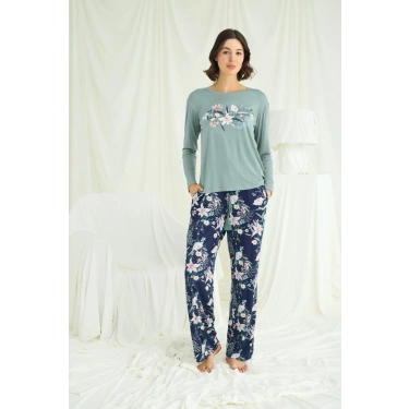 Çiçek Ve Yaprak Desenli Baskılı Pijama Takımı