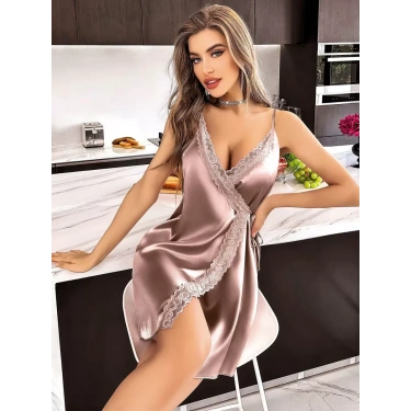 Dantel Kenarlı İnce Askılı Vizon Mini Saten Gecelik