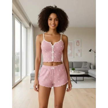 Kadın Pembe Kalp Desenli Askılı Şortlu Pijama Takımı Rahat Şık 2’li Set